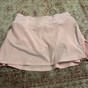 lulu lemon rare light pink skirt in size 4